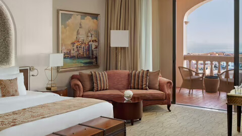 Deluxe Room Pearl View 